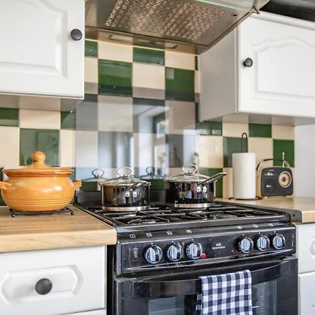 Stunning Character 2Bed Cottage In St Albans Wifi מראה חיצוני תמונה