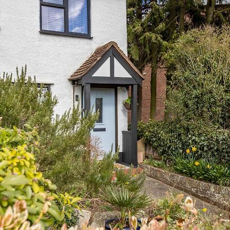 Stunning Character 2Bed Cottage In St Albans Wifi מראה חיצוני תמונה