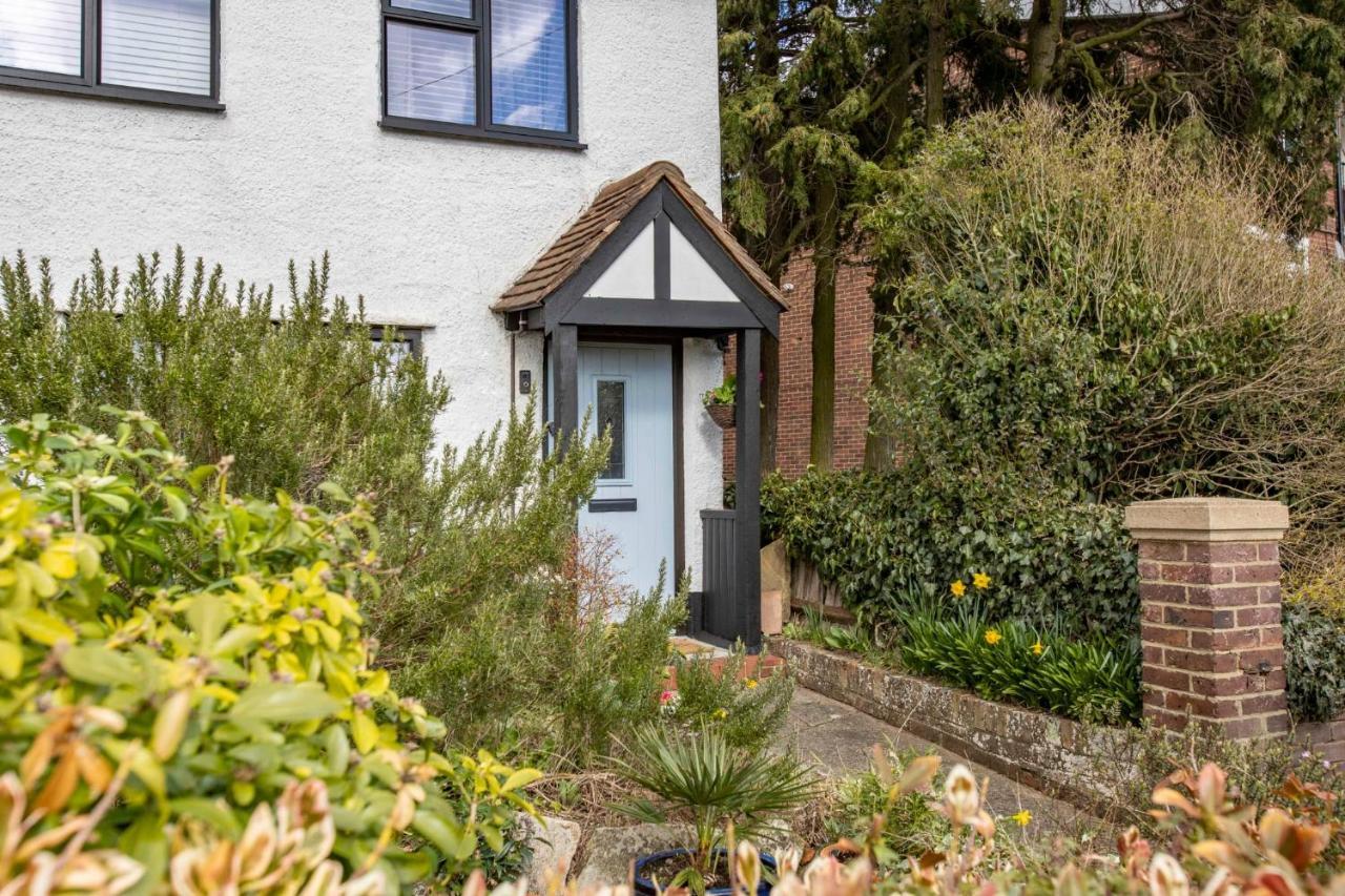 Stunning Character 2Bed Cottage In St Albans Wifi מראה חיצוני תמונה